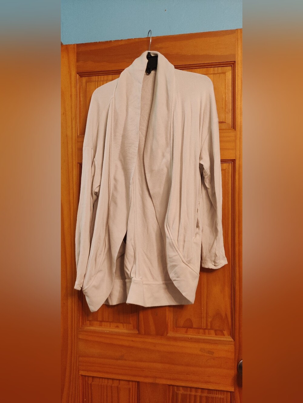 Athleta White Cream Pranayama Restore Wrap Women's Size L Large